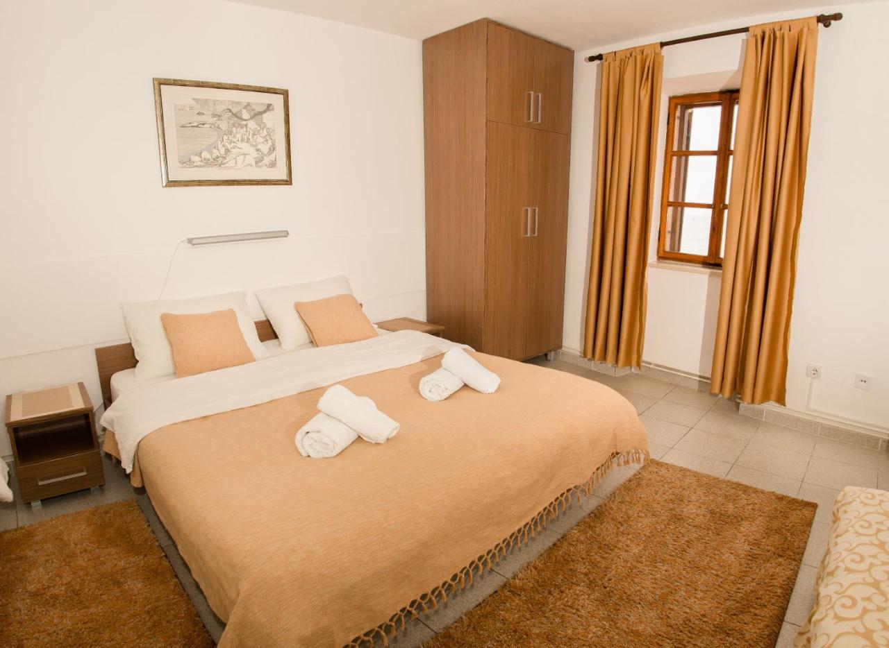 R-Club Old Town Apartments 布德瓦 外观 照片