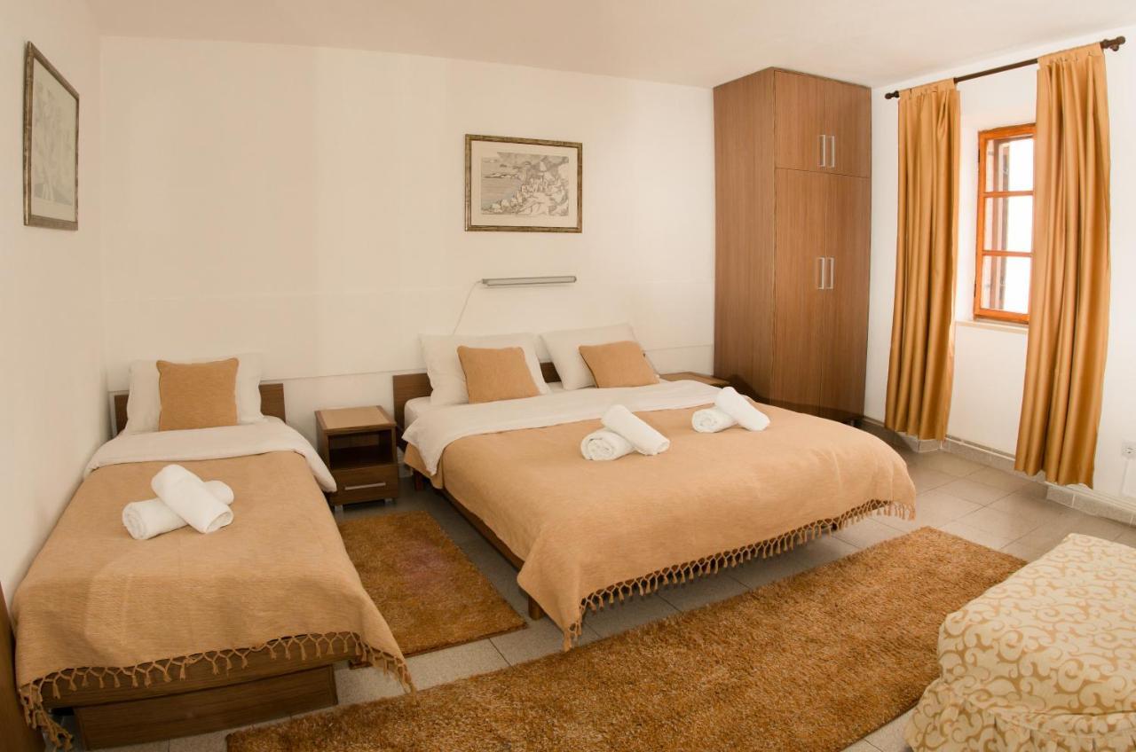 R-Club Old Town Apartments 布德瓦 外观 照片